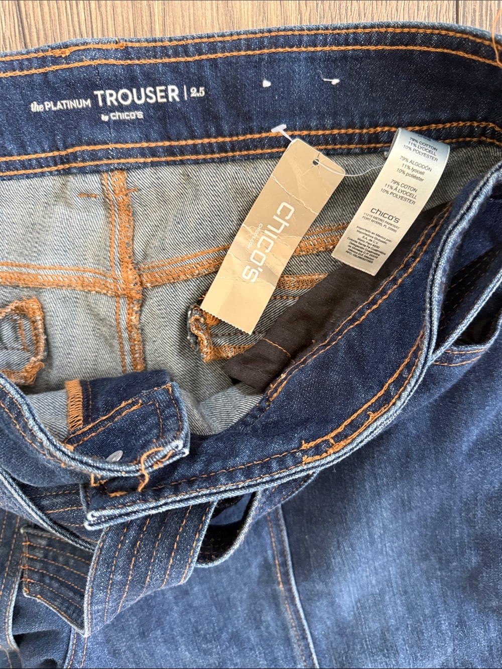 The platinum trouser by Chico’s Wide Leg Dark Wash Jeans with Belt net - Picture 4 of 10